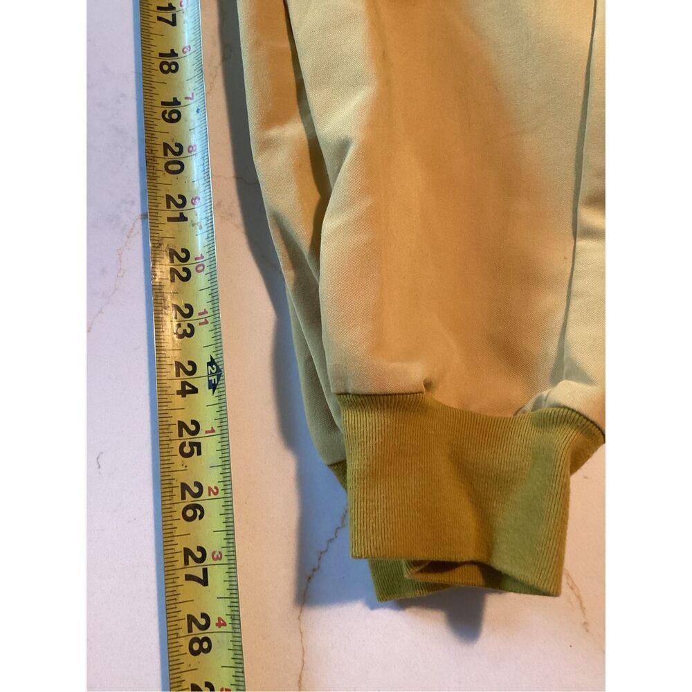 Figs Scrub Set Sz L Catarina Top with Pocket Zamora Scrub Pants Gold - Picture 12 of 13